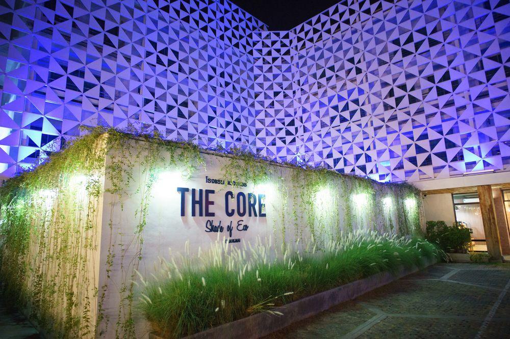 The Core Gallery Hotel Чиангмай Экстерьер фото