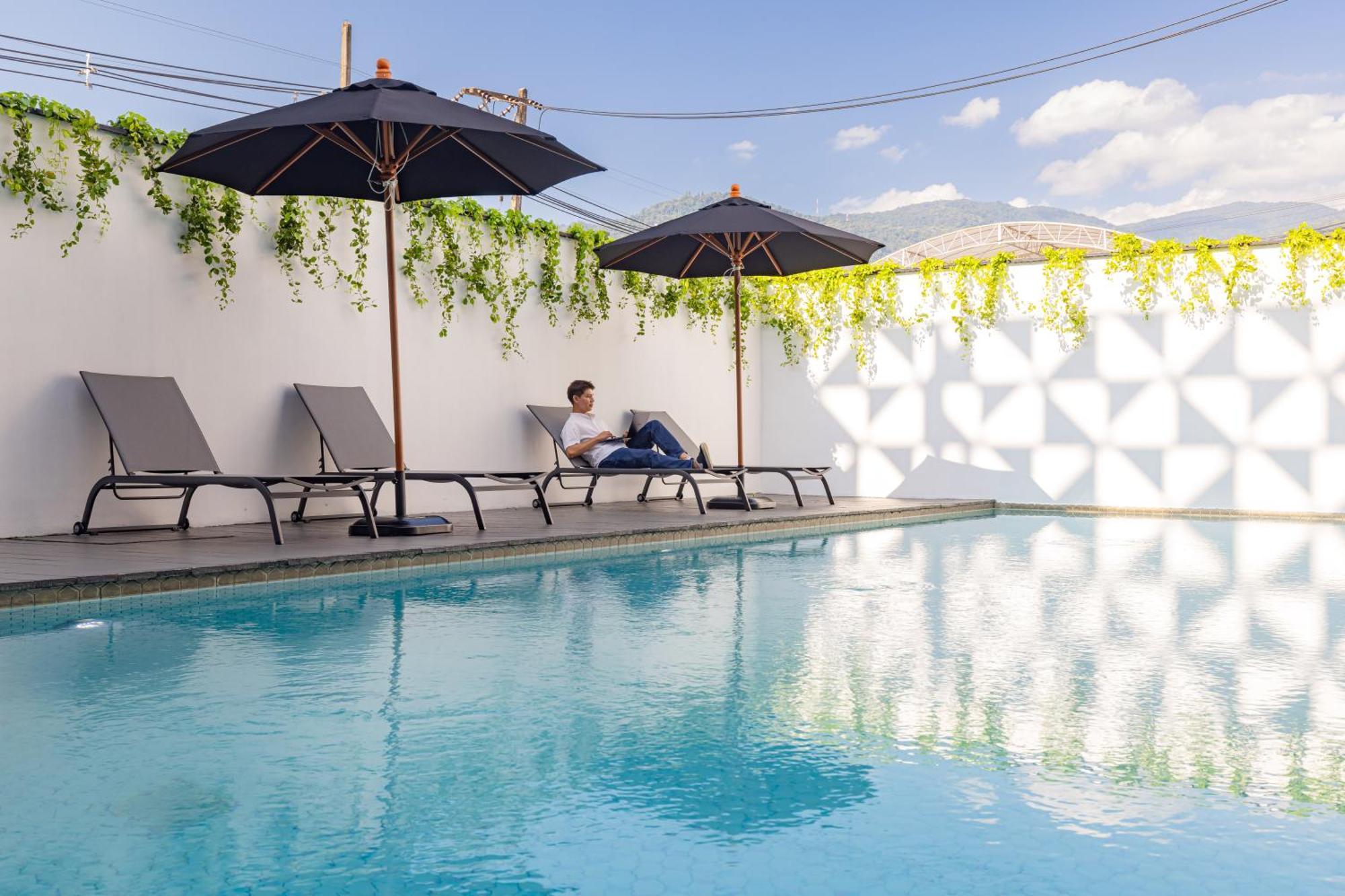 The Core Gallery Hotel Чиангмай Экстерьер фото