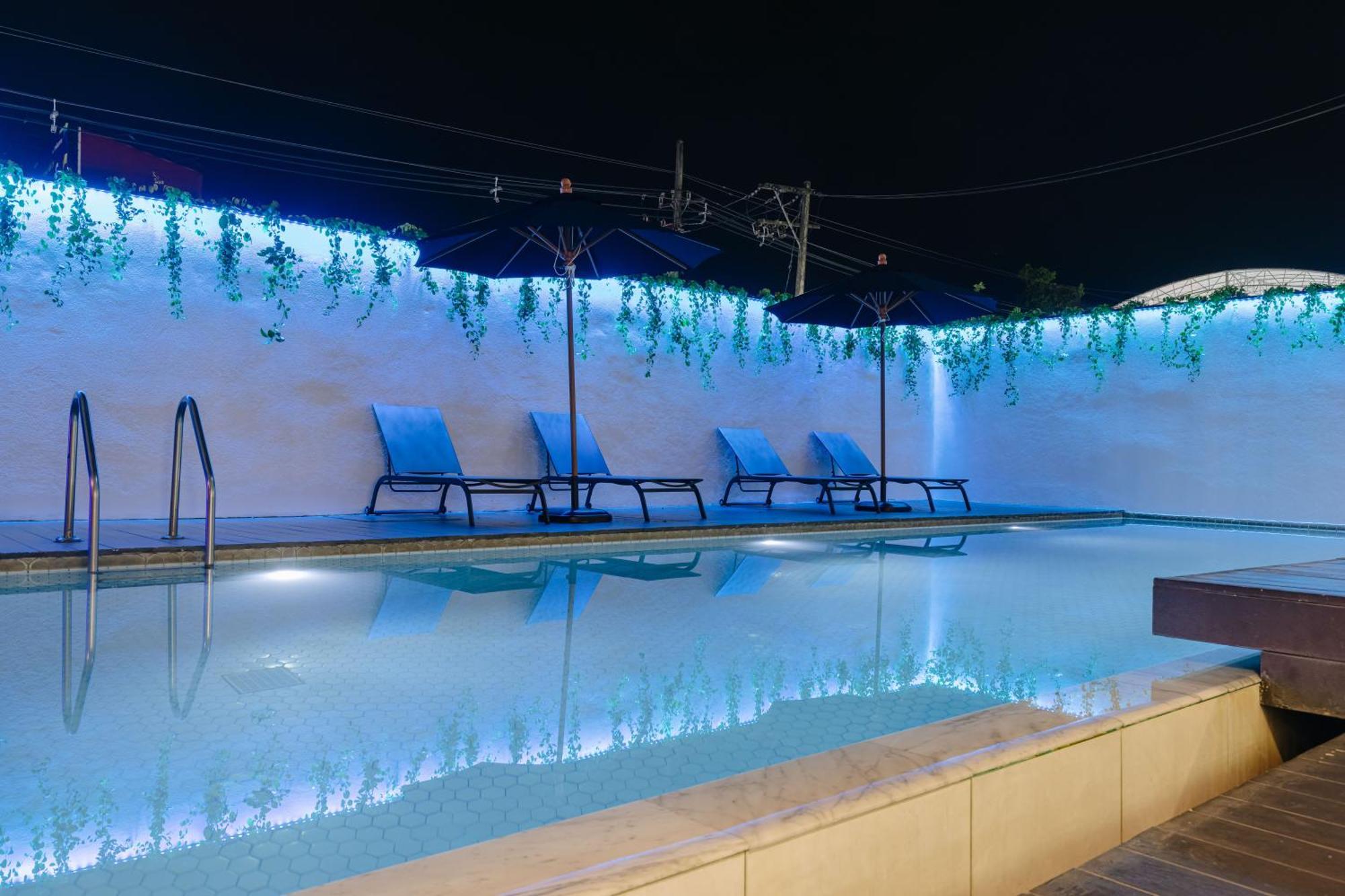 The Core Gallery Hotel Чиангмай Экстерьер фото